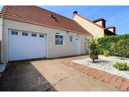 maison de 3 pièces  2 grandes chambres avec jardin et garage