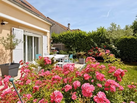 maison familiale rénovée 4-5ch  au calme avec jardin paysager et sans vis-à-vis  bussy-sai
