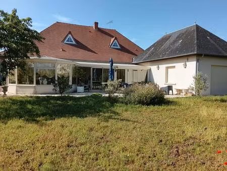 maison buzancais 6 pièce(s) 272 m2