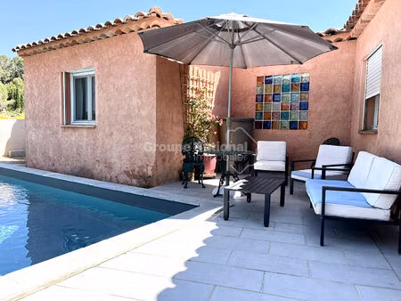maison individuelle avec piscine