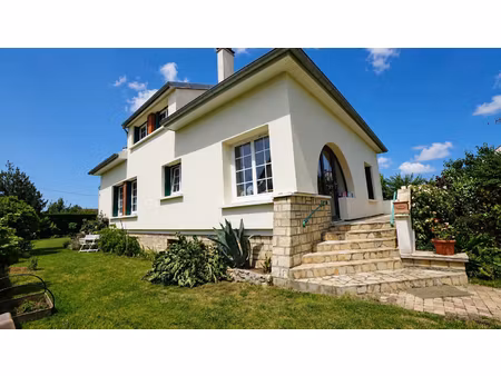 maison - 4 chambres - sous-sol - 165 m2