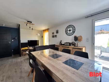 à vendre – maison récente de 2018 à 5 min de saint aubin du cormier