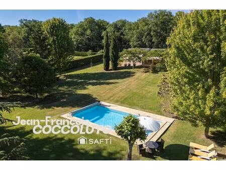 maison de campagne avec piscine et parc arboré