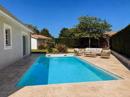 plain-pied familial avec piscine