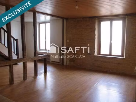 maison mitoyenne 3 chambres avec courette  terrasse et garage