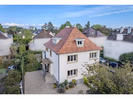 maison familiale 7p sans travaux avec piscine intérieure strasb