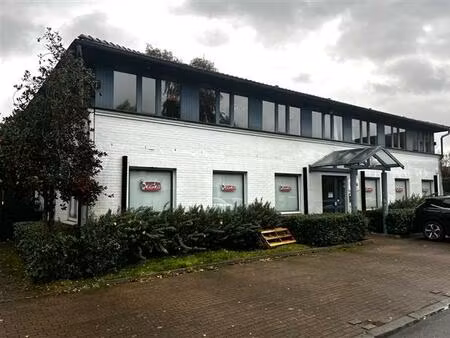 location bureau villeneuve d'ascq 107 m²