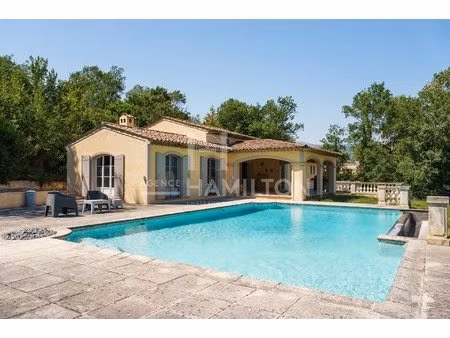 villa traditionnelle de plain pied