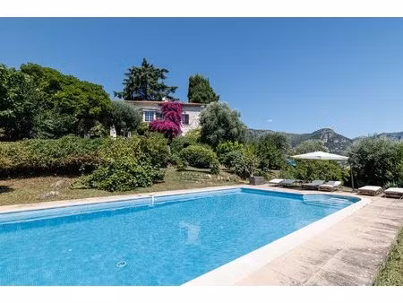 propriété de charme - proche centre de vence - vue mer