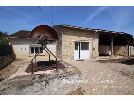 vente maison 7 pièces 137 m² à villiers-sur-chizé (79170)  77 000 €