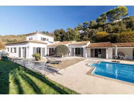 domaine des hauts de st paul - propriete 274m2 -