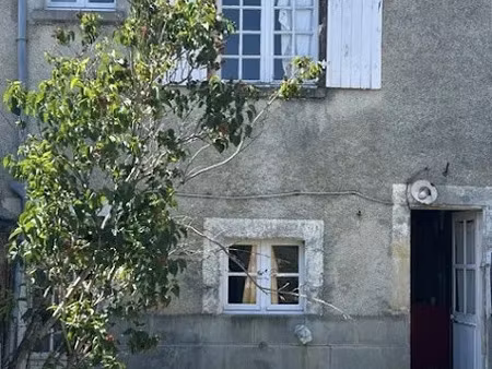vente maison 6 pièces 154 m² à la châtaigneraie (85120)  87 000 €