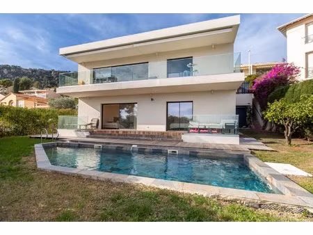 coeur de villefranche-sur-mer  superbe villa moderne avec 6 chambres et vue mer