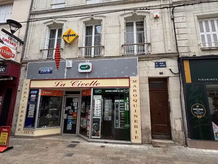 immeuble chatellerault 10 pièce(s) 200 m2 - rentabilité 9%