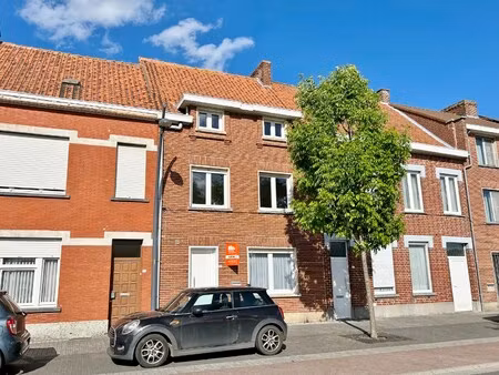 huis te huur in ieper met 4 slaapkamers