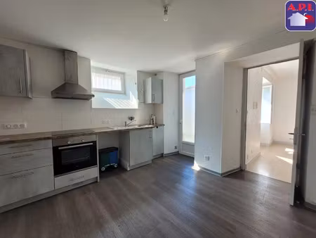location appartement 3 pièces 83 m² à la bastide-de-sérou (09240)