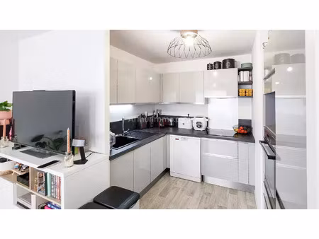 vente appartement 3 pièces 74 m2 à montgermont