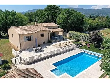 fayence – villa familiale avec 5 chambres  piscine et pool house