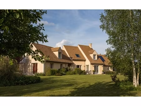 maison 8 pièces - 265 m²