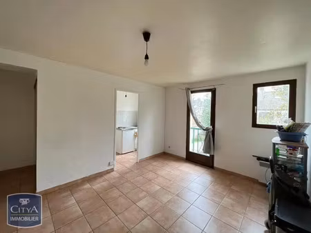 appartement à louer 2 pièces 35.75 m² - rambouillet (78) - 774€