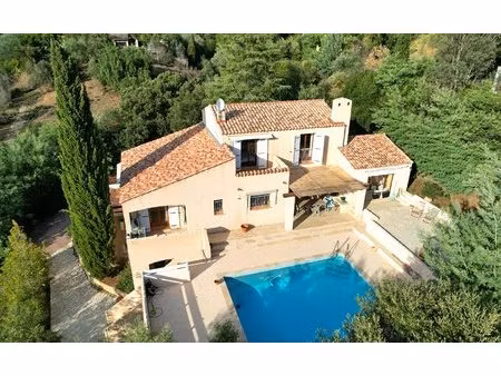 villa les issambres 5 pièces 165m² 1700m² terrain