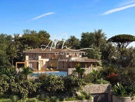 propriete de prestige commune le rayol canadel sur mer