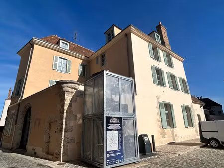 location appartement 1 pièces 27 m2 à chartres