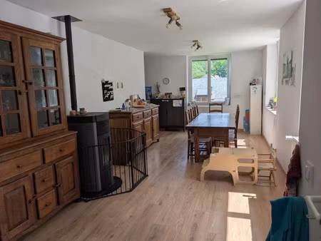 vente maison 8 pièces 166 m² à singles (63690)  209 000 €