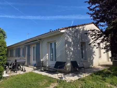 vente maison 5 pièces 124 m² à villebois-lavalette (16320)  191 000 €