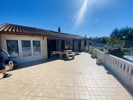 villa 4 chambres piscine