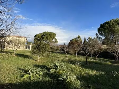 terrain d’exception 1400 m² – permis purgé