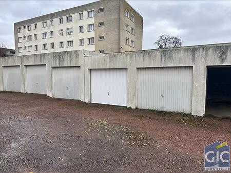 garage/box - secteur calvaire st pierre