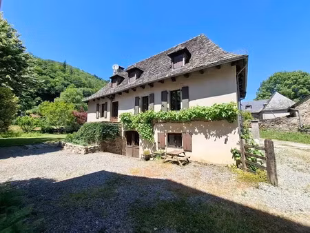 vente maison 9 pièces 152 m² à monceaux-sur-dordogne (19400)  187 000 €