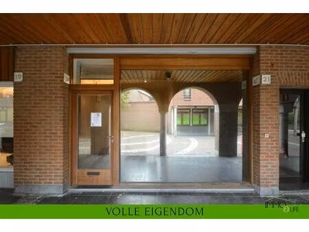 commercieel te koop in moeskroen