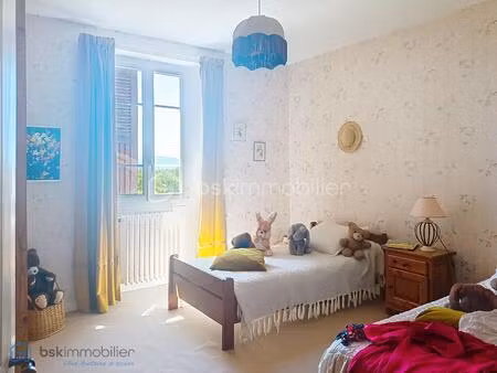 appartement de 70 m² à colombe