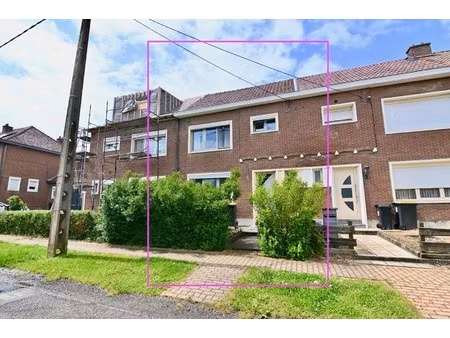 leuke rijwoning met garage in een rustige kindvriendelijke buurt
