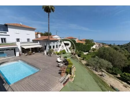 villa de luxe avec vue sur mer à vendre à nice : 2 450 000 € | 2450m²