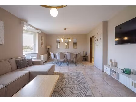 2 slaapkamer appartement met staanplaats en kelder