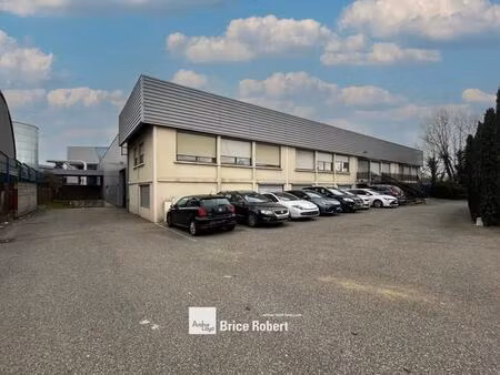 vente local d’activités saint priest 69800 1550m²