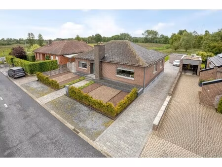 vrijstaand huis te koop in het landelijke geel