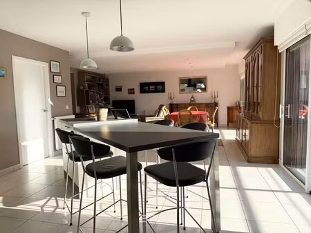 appartement de luxe à vendre à arradon : 644 800 €
