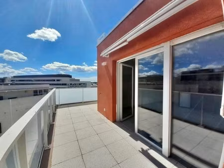 appartement t3 61 m2 avec terrasse et parking