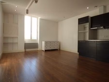 location appartement 2 pièces 30m²