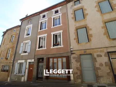 maison 6 pièce(s)  confolens