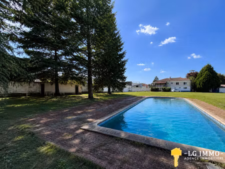 maison 166 m2  7 chambres  terrain 4 300 m2  piscine  garage