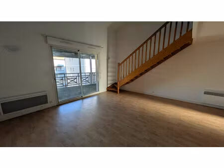 location appartement 4 pièces 102m²
