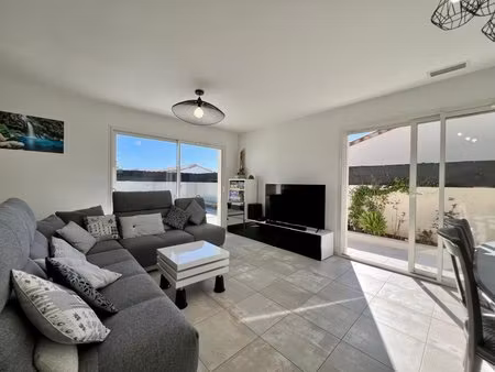 maison t4 en r+1 avec jardin  piscine et garage