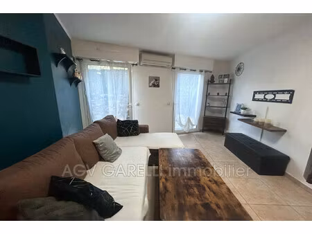 location appartement 2 pièces 45m² hyeres 83400