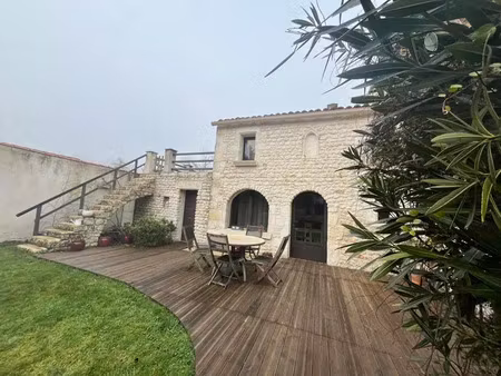 vente maison 8 pièces 221 m² champagne (17620)