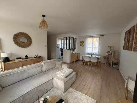 location appartement 2 pièces 46m²